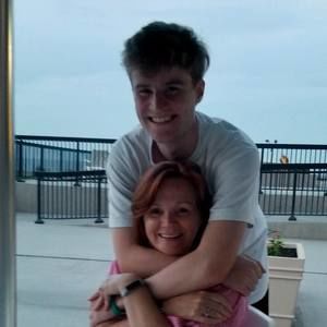 Meet your Posher, Becky